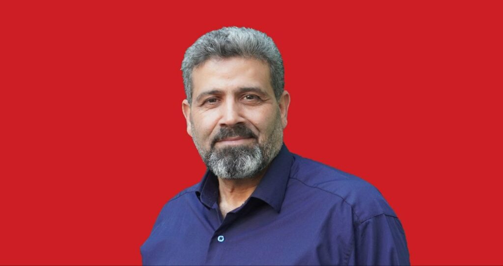 آقای سیدعلی فروغی مشاور و مسئول پایه هشتم دبیرستان فرزندان ایران زمین